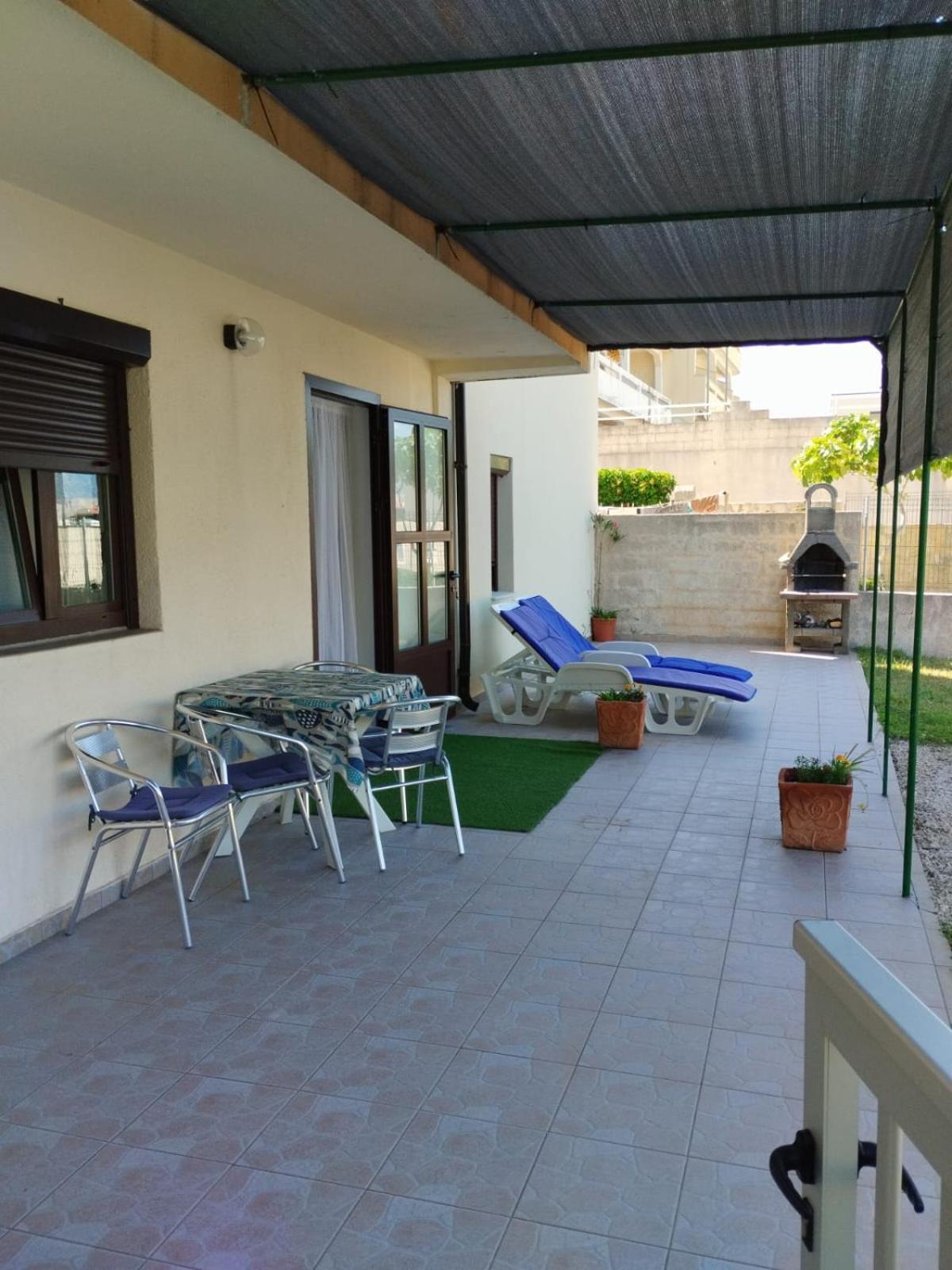 Apartments Lucia Pag Town Esterno foto
